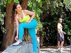 Fit Bubble Butt Black-haired Melissa Stratton Takes A Stranger's Pink Cigar After Her Workout In The Park
